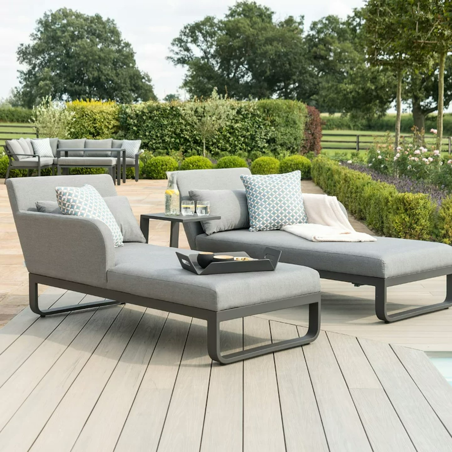 Double sun lounger 2025 argos